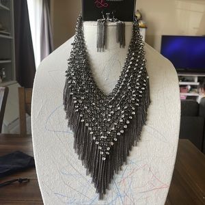 Paparazzi Zi necklace- Impulsive